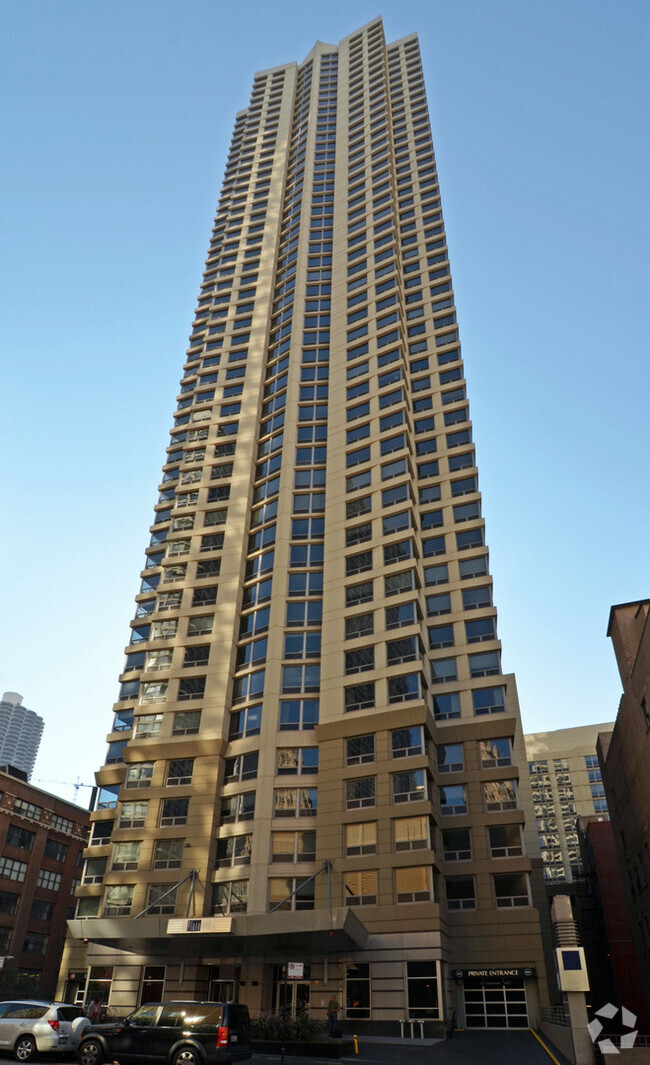 Building Photo - 440 N Wabash Ave