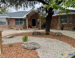 Building Photo - 1301 Fieldcrest
