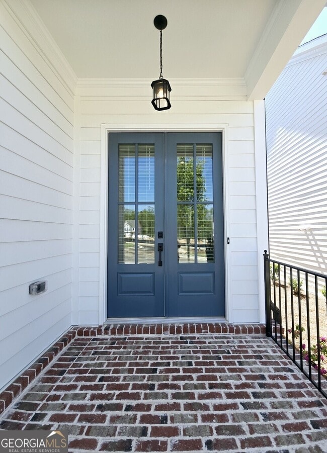 Building Photo - 633 SKYTOP Dr