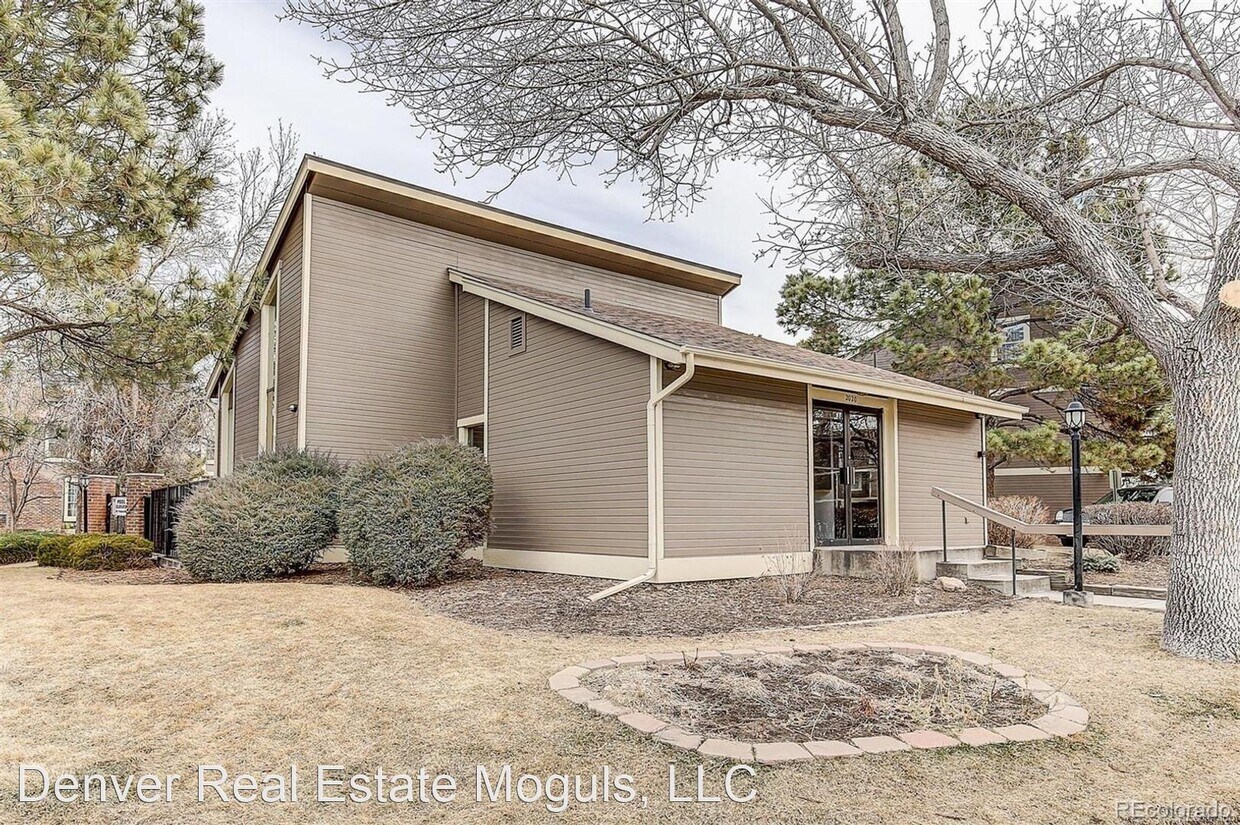 3 br, 1 bath House - 2012 S. Helena St. U... - 3 br, 1 bath House - 2012 S. Helena St.  U...