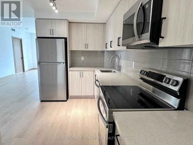 Photo du bâtiment - 3429 Sheppard Ave E