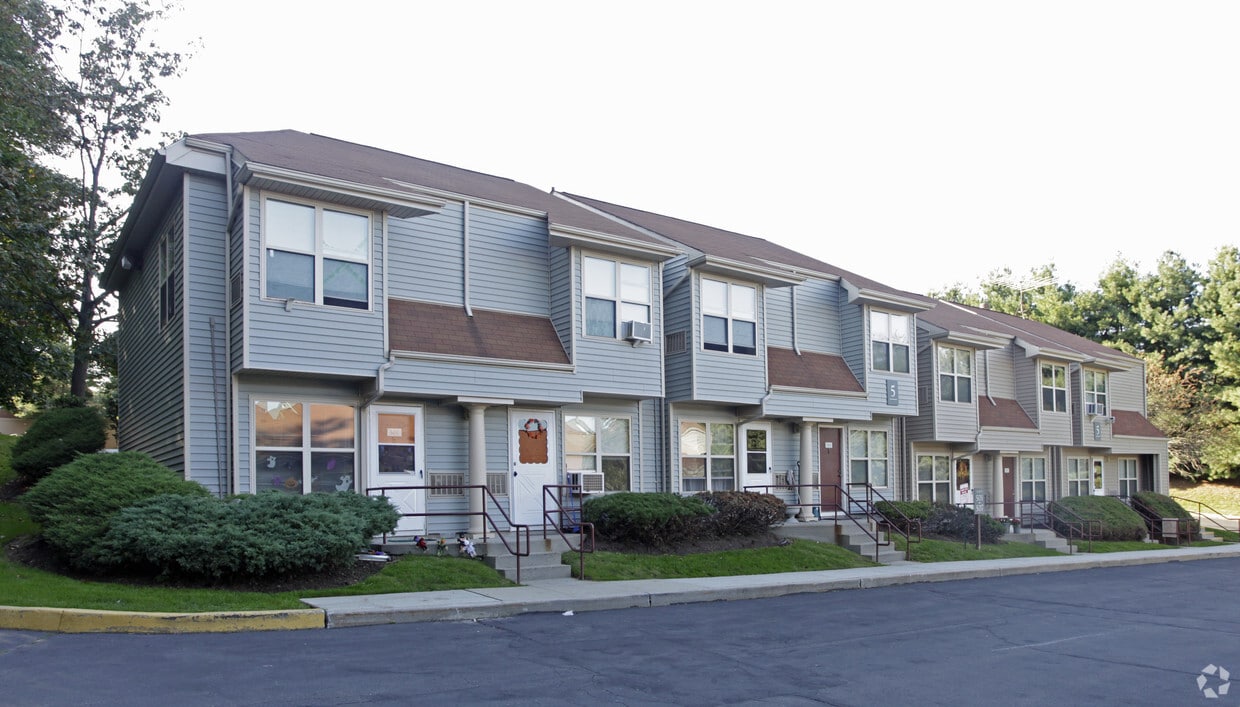 Maplewood Gardens Apartments Nanuet, NY