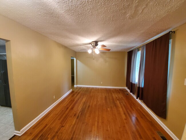 Building Photo - 3537 S. Haven