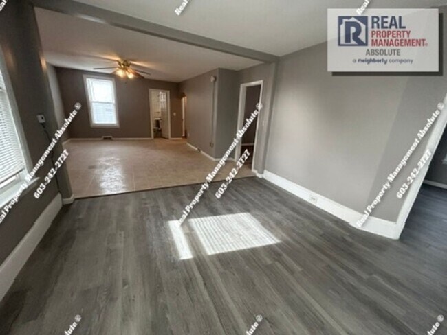 Foto del edificio - Large First-Floor 3BR Near Downtown Manchester