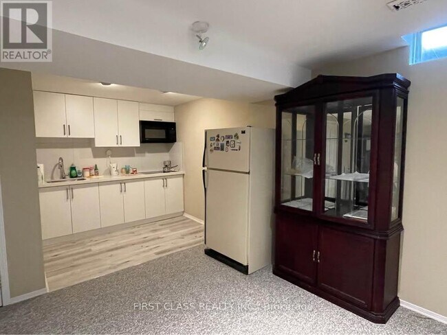 Building Photo - 1403 Cobbler Ln