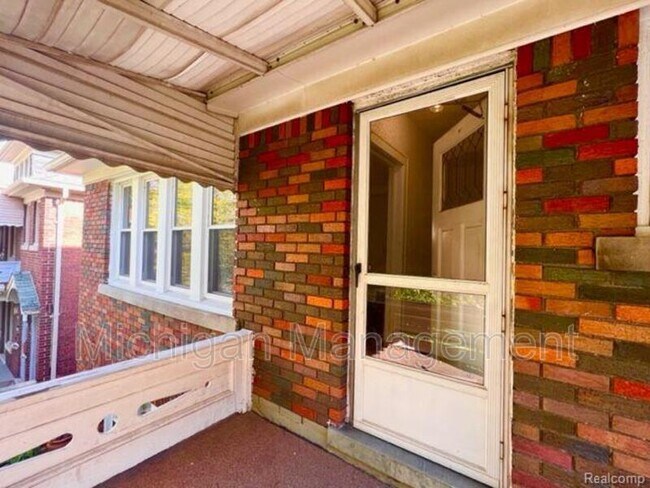 Foto del edificio - 964 Beaconsfield Ave