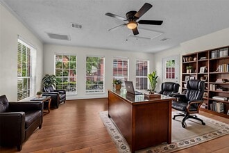 Building Photo - 6022 Charlestown Colony Ct