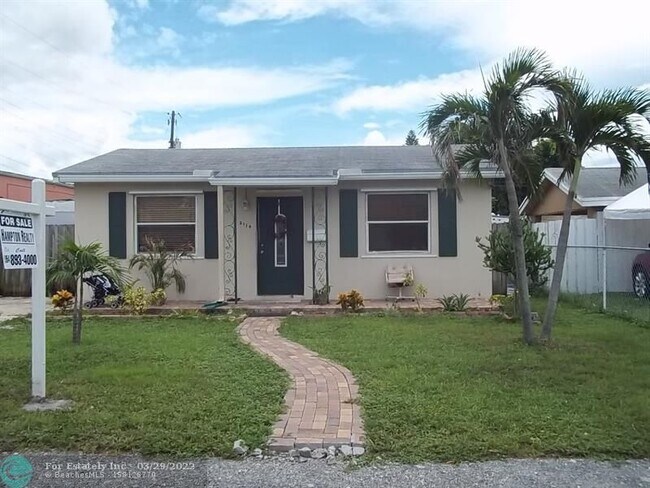 Foto del edificio - 2114 McKinley St