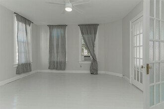 Building Photo - 2121 Avenue K