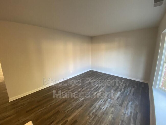Building Photo - 4500 Garfield Court