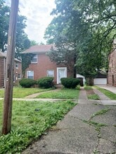 Building Photo - 14200 Stahelin Rd
