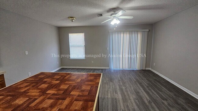 Foto del edificio - 4262 Polo Ct