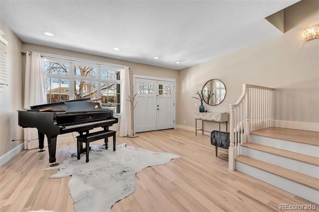 Foto del edificio - 423 S Humboldt St