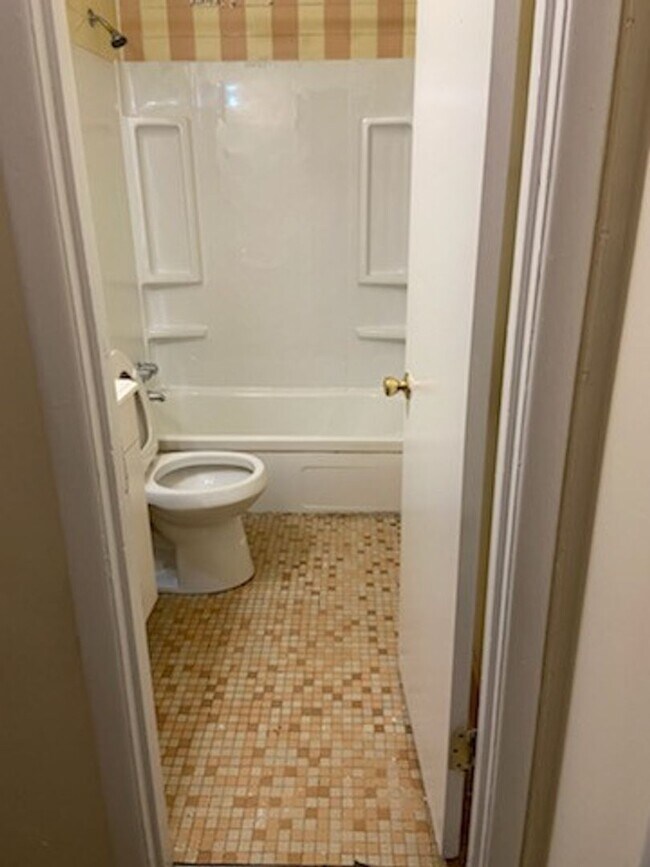 Foto del edificio - CONNER ROAD 4858, A, B &amp; C