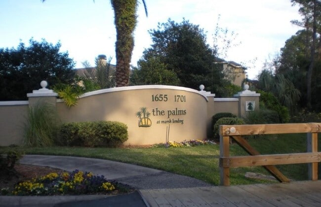 Building Photo - 1701 The Greens Way