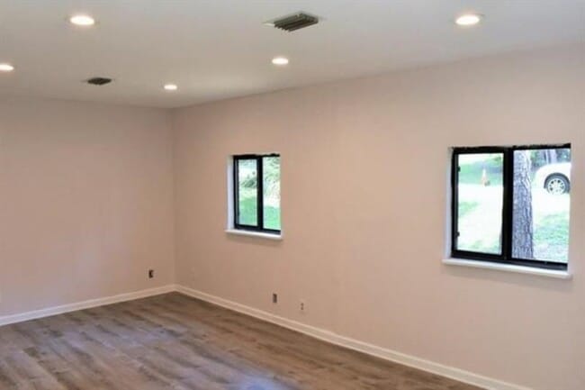Building Photo - 2626 Faversham Dr