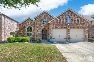 Building Photo - 10525 Sexton Dr