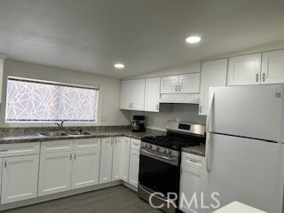 Foto del edificio - 1411 Forest Ave