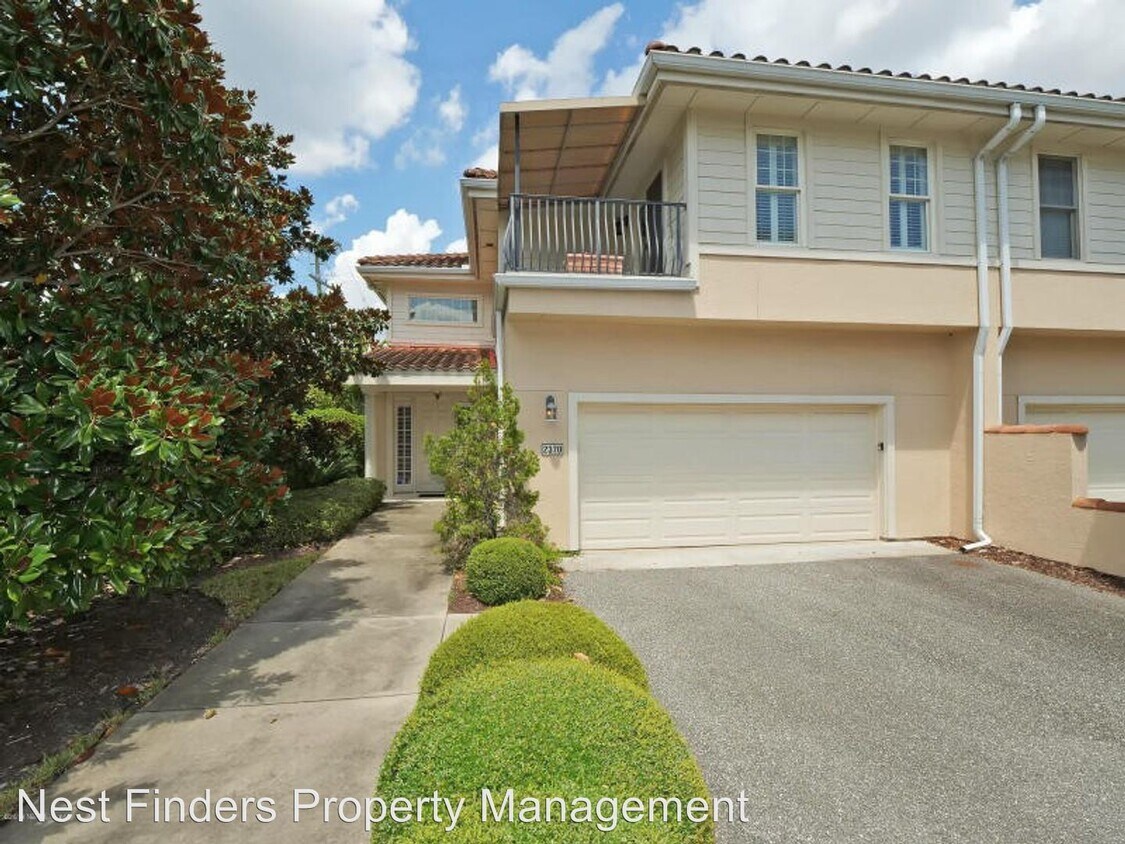 Foto principal - 3 br, 3.5 bath House - 2370 Riverside Ave