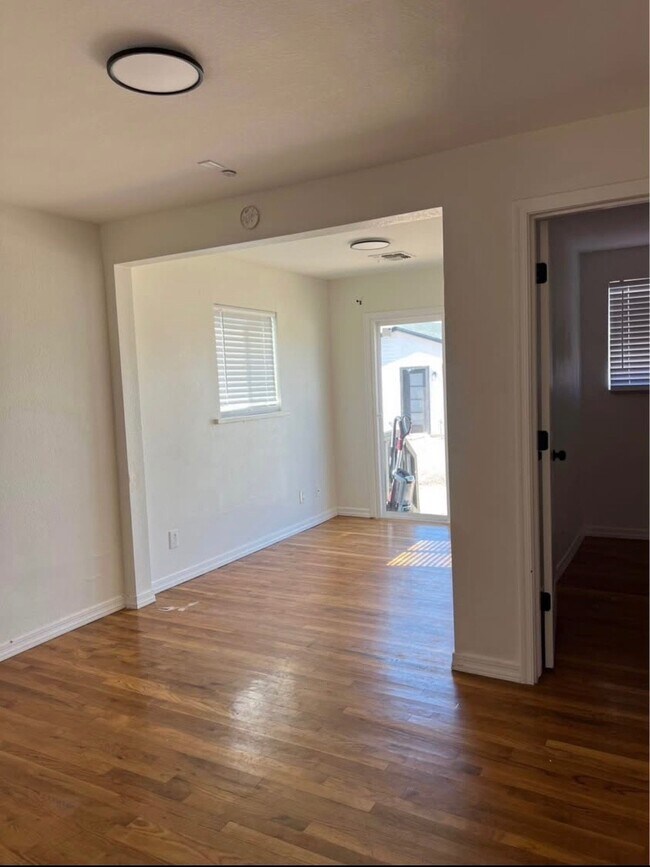 Foto del edificio - 9610 N 11th Ave