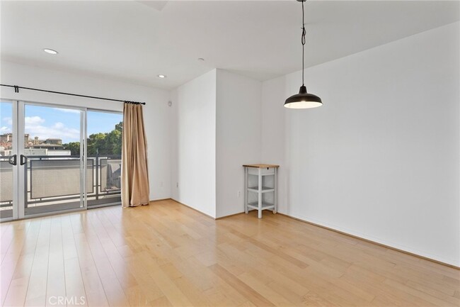 Foto del edificio - 159 W Green St