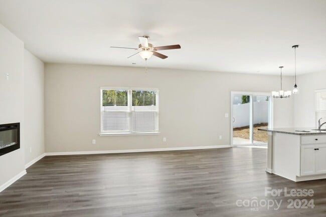 Building Photo - 7020 Stoney Wood Ln