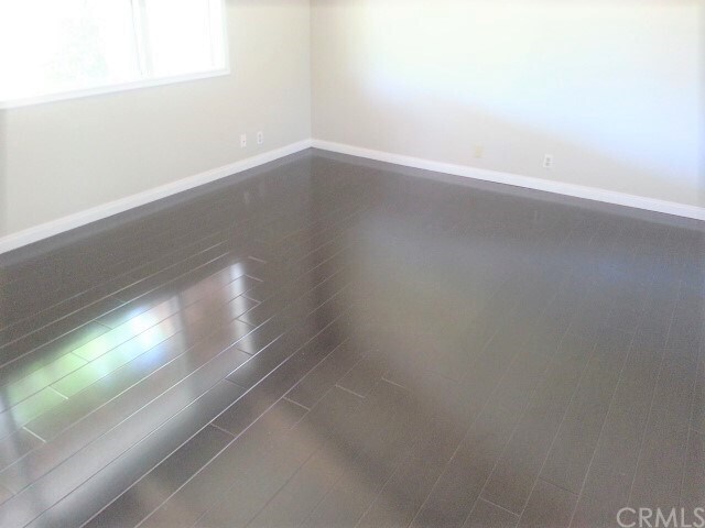 Foto del edificio - 7291 Liberty Ave