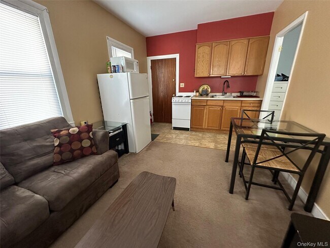 Foto del edificio - 116-118-118 Carpenter Rd