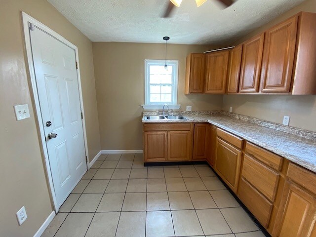 Building Photo - 88 Brighton Dr