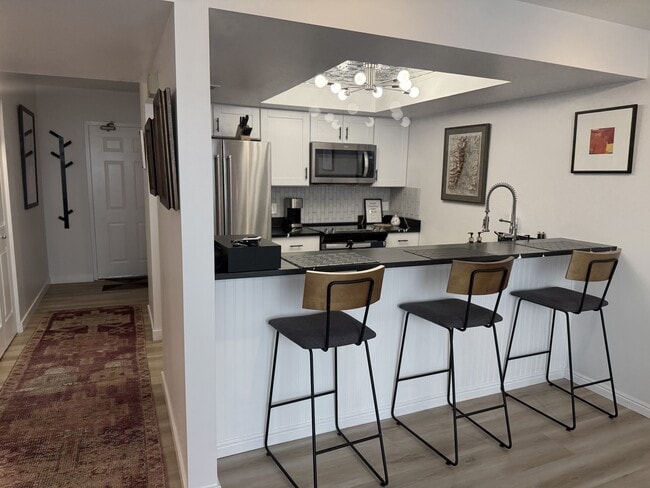 Photo - 115 S 1100 E Townhome