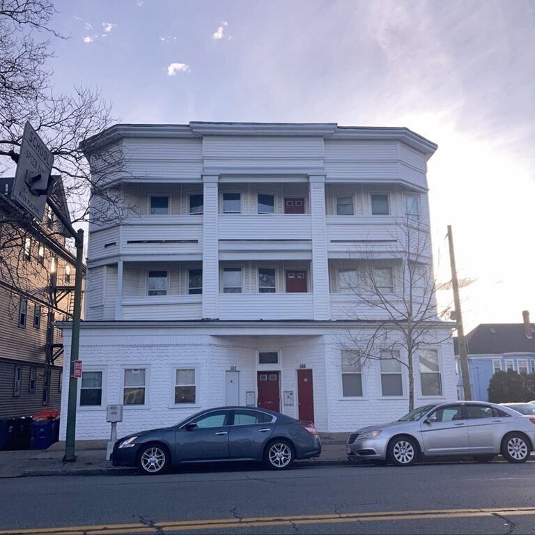 Foto principal - 590 Brock Ave