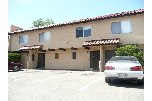 Foto principal - 450 Lake Blvd