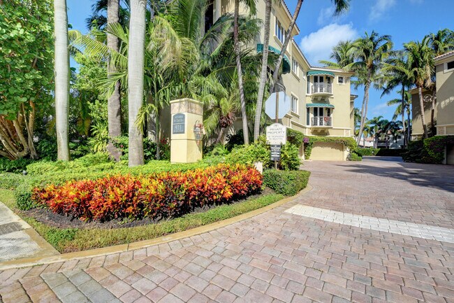 Foto del edificio - 921 Osceola Dr