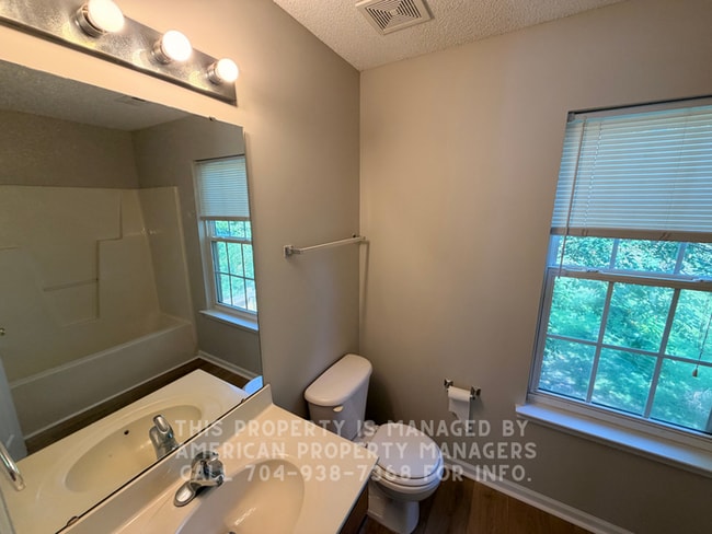 Building Photo - 372 Havenbrook Way NW