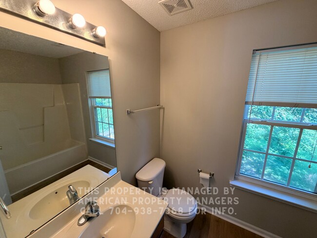 Foto del edificio - 372 Havenbrook Way NW