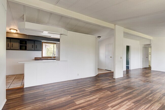 Foto del edificio - 3 Bed  2 Bath Pet Friendly Home