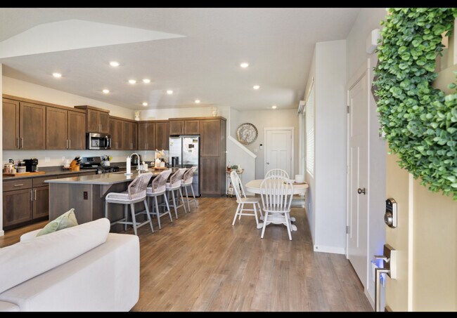 Foto del edificio - 31362 NW Brooking St