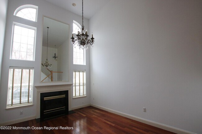 Foto del edificio - 128 Daniele Dr