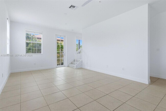Building Photo - 14776 SW 10th St