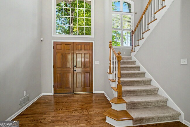 Foto del edificio - 1018 Pleasance Grove