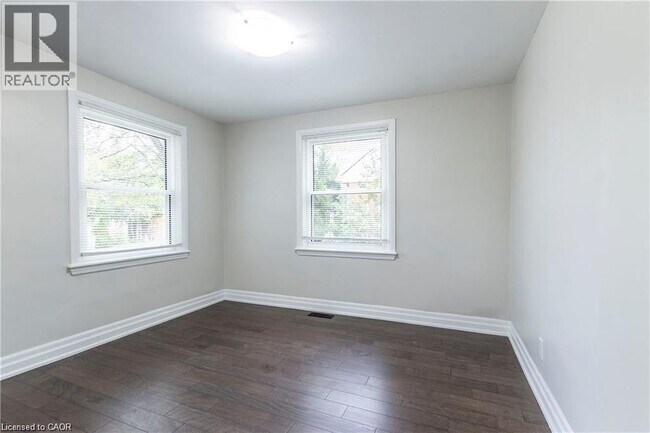 Photo du bâtiment - 47 W 4th St