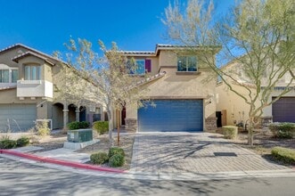 Building Photo - 9214 Blue Agate St