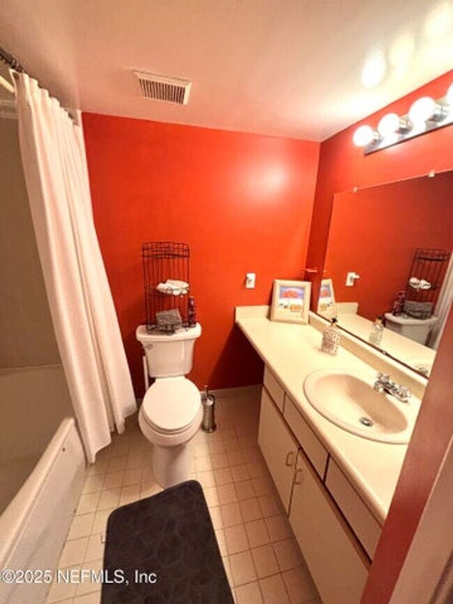 Foto del edificio - 1255 Ponce Island Dr