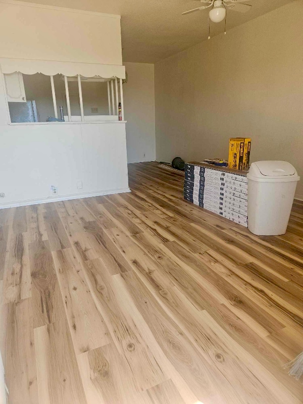 Building Photo - 414 E Avenue A