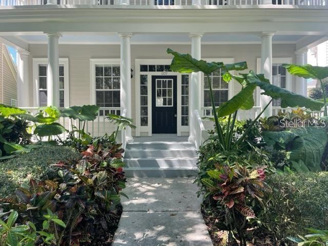 Foto del edificio - 809 Veranda Pl