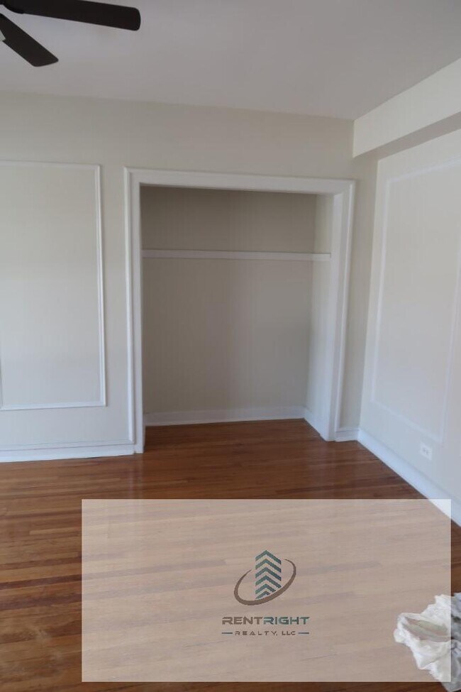 Foto del edificio - 426 W Briar Pl