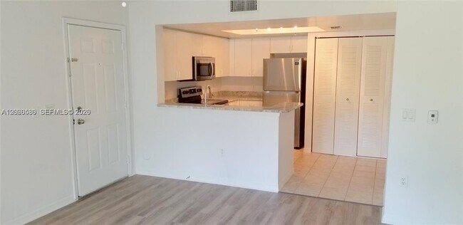 Foto del edificio - 4195 N Haverhill Rd