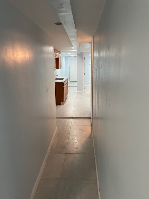 Foto del edificio - 929 E 213th St