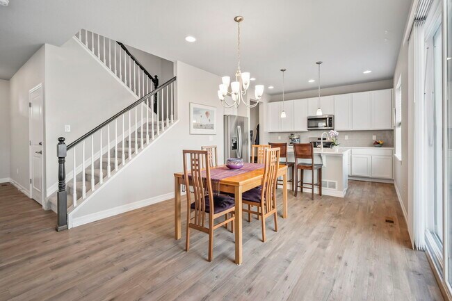 Foto del edificio - 7363 S Scottsburg Way