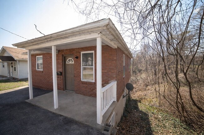 Photo - 2705 Palmer Ave House